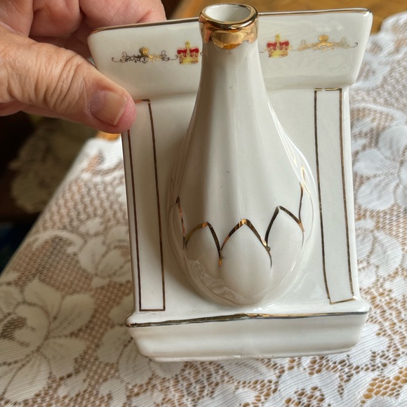 Adorable British ceramic teapot landmarks of London souvenir - Picture 7 of 10